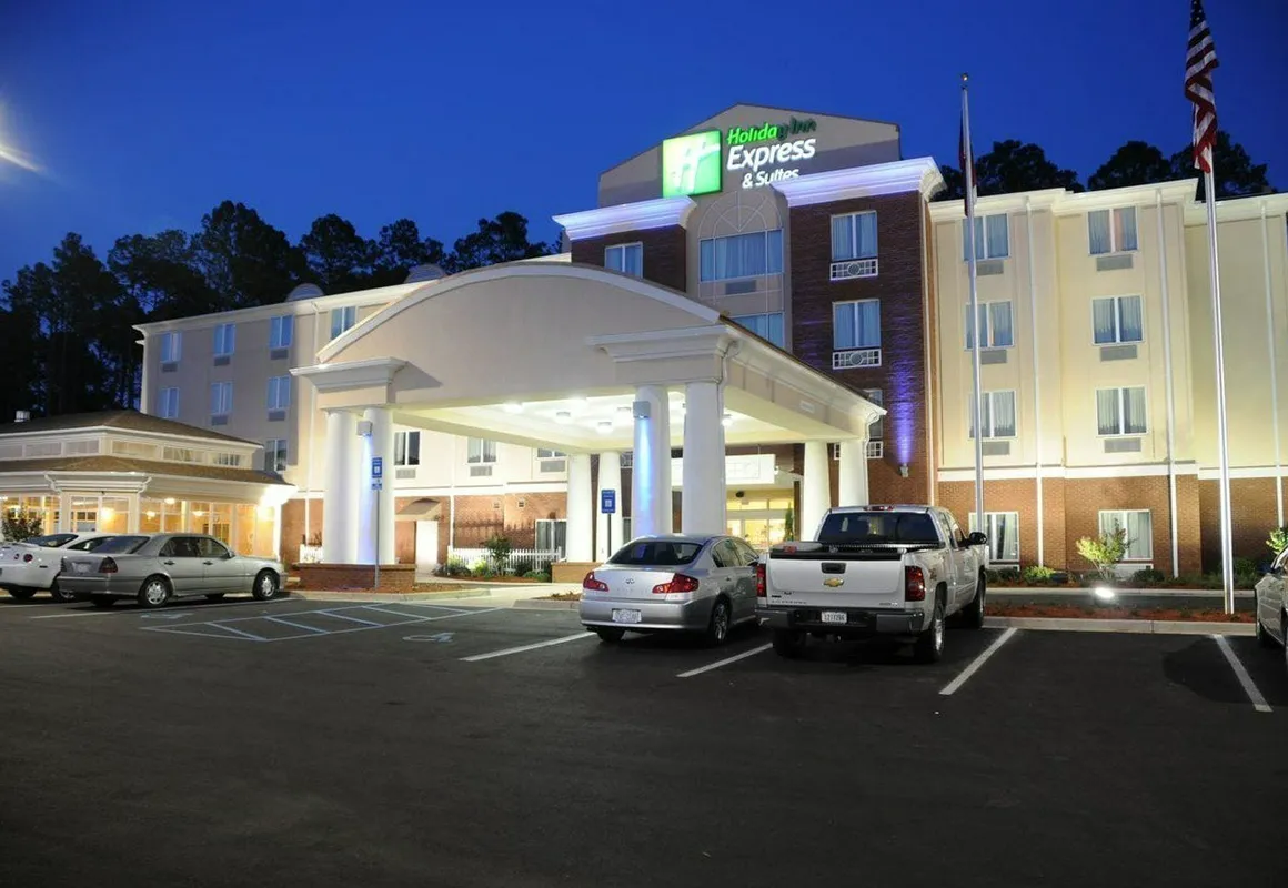 Holiday Inn Express Hotel & Suites Bainbridge by IHG hotel hero