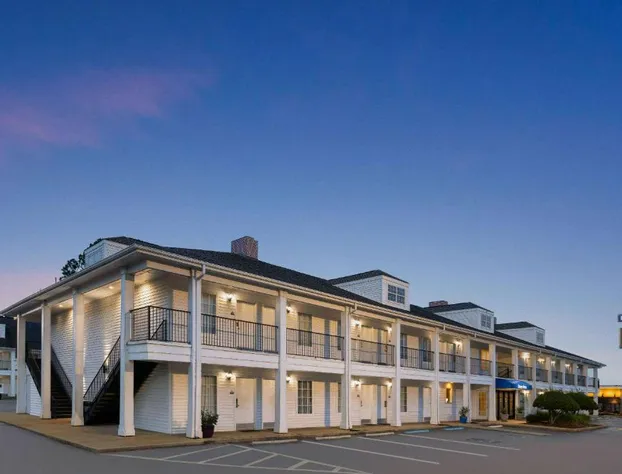 Days Inn by Wyndham Americus hotel detail image 3