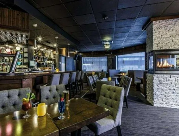 Quality Inn & Suites hotel detail image 3