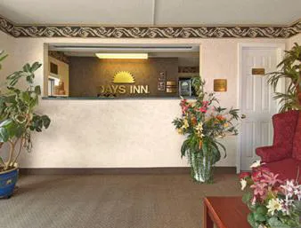 Days Inn by Wyndham Martin hotel detail image 4