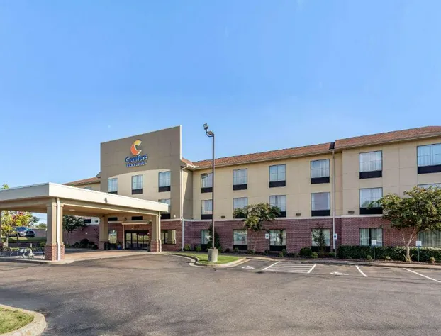 Comfort Inn & Suites Atoka-Millington hotel detail image 1
