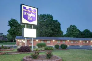 Knights Inn Paris hotel hero