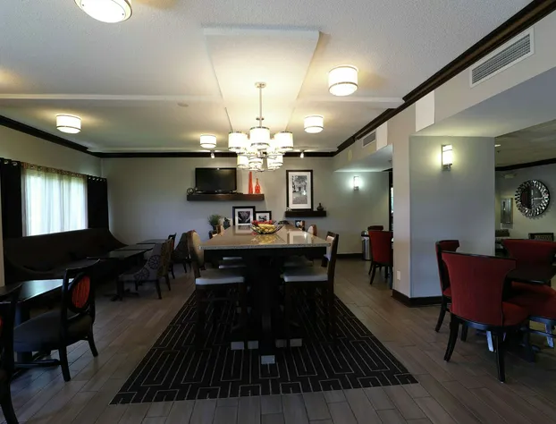 Hampton Inn Dyersburg hotel detail image 3