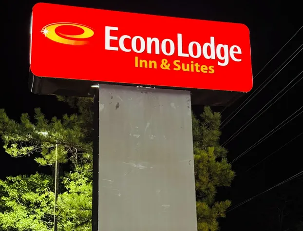 Econo Lodge Inn & Suites Centerville hotel detail image 2