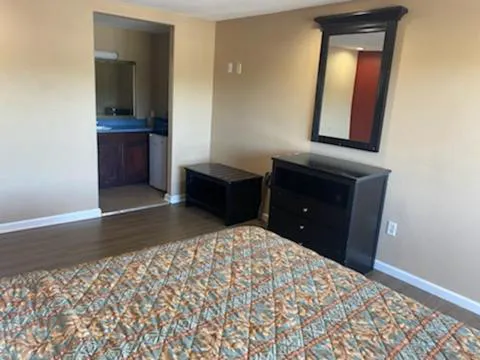 Value Inn Mckenzie hotel detail image 2