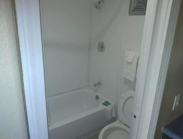 Value Inn Mckenzie hotel detail image 3