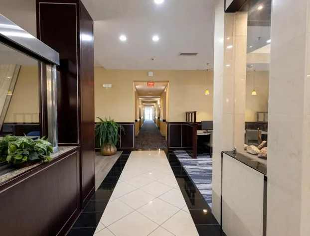 Comfort Suites Troy-I75 hotel detail image 3