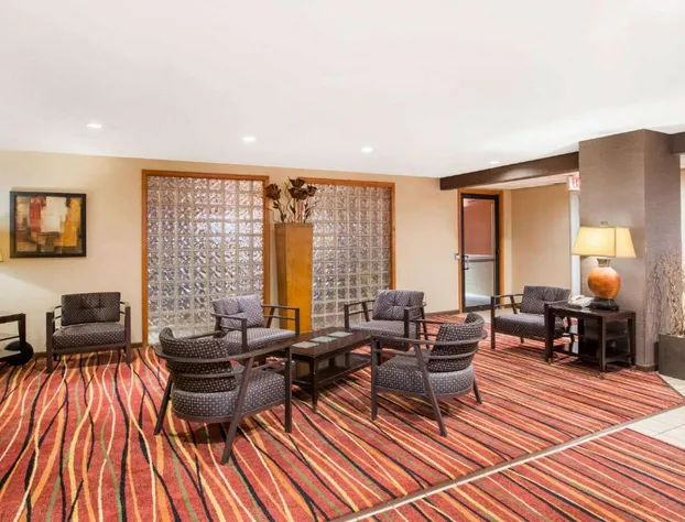 Super 8 by Wyndham Brookings hotel detail image 4