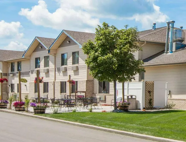 Super 8 by Wyndham Brookings hotel detail image 1