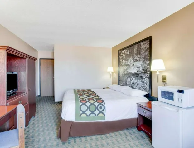 Super 8 by Wyndham Mitchell hotel detail image 3