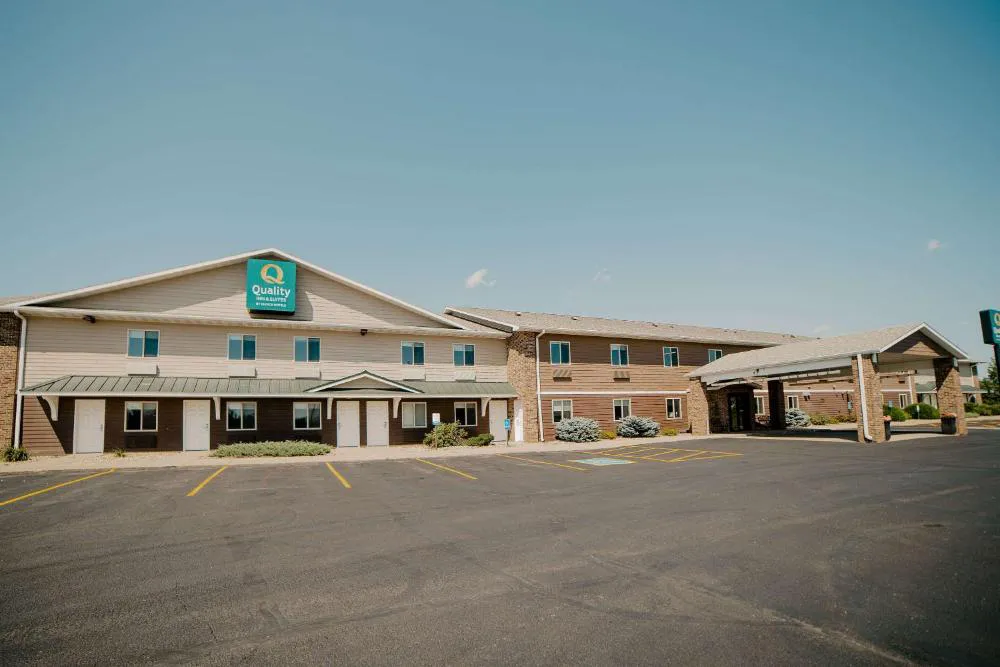 Quality Inn & Suites Watertown near Prairie Lakes Ice Arena hotel hero