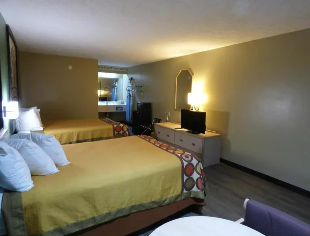 Super 8 by Wyndham Kosciusko hotel detail image 4