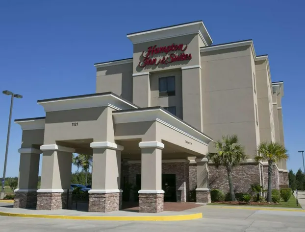 Hampton Inn & Suites Wiggins hotel detail image 1