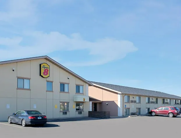 Super 8 by Wyndham Marshall MN hotel detail image 1