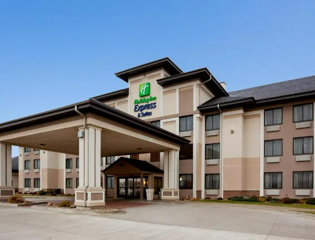 Holiday Inn Express & Suites Worthington by IHG hotel detail image 1