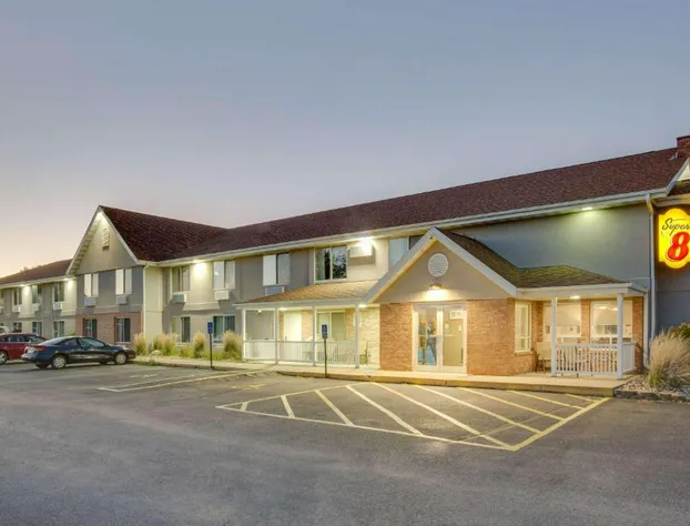 Super 8 by Wyndham Jackson MN hotel detail image 1