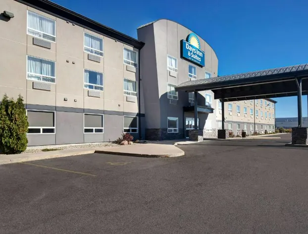 Days Inn & Suites by Wyndham Yorkton hotel detail image 1