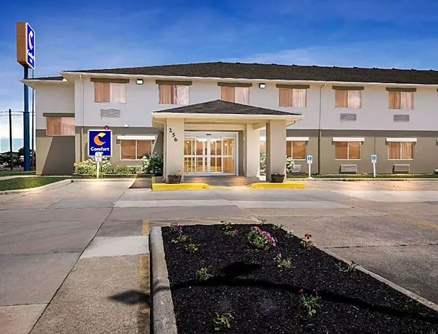 Comfort Inn Marion hotel detail image 3