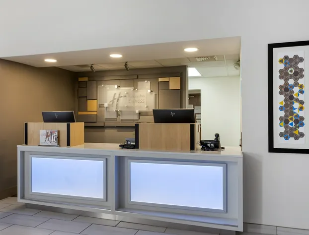 Holiday Inn Express Hotel & Suites Harrison by IHG hotel detail image 4