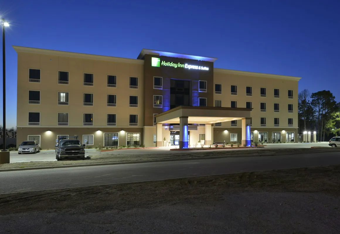 Holiday Inn Express & Suites Forrest City by IHG hotel hero
