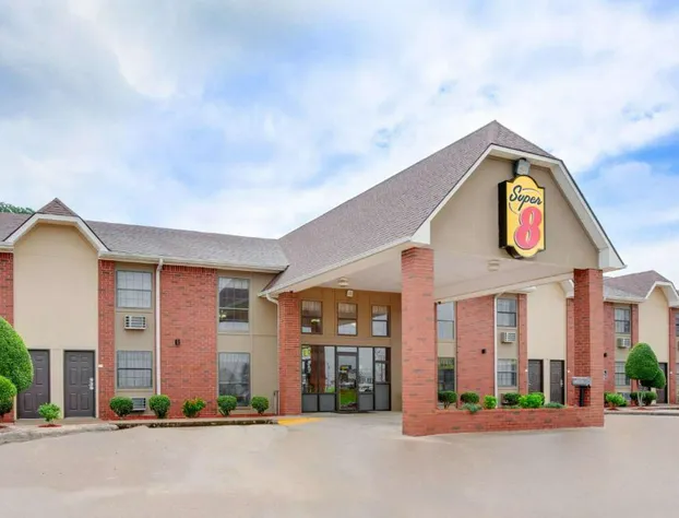 Super 8 by Wyndham Morrilton hotel detail image 1