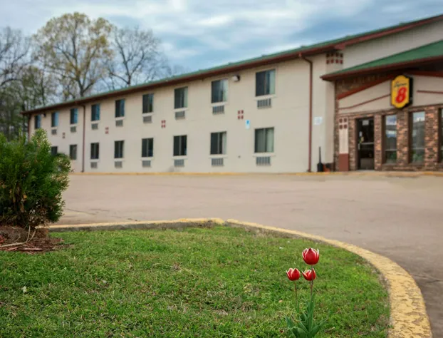 Super 8 by Wyndham Mountain Home hotel detail image 1