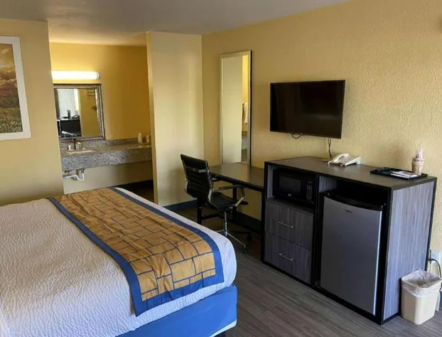 Days Inn by Wyndham Okmulgee hotel detail image 4