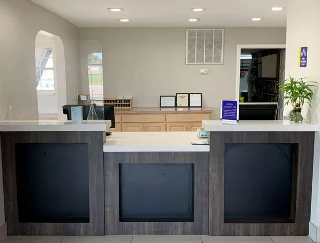 Days Inn by Wyndham Wagoner hotel detail image 3