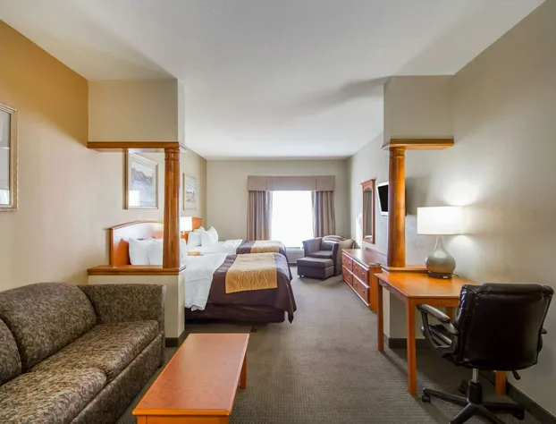 Quality Inn & Suites MidAmerica Industrial Park Area hotel detail image 3