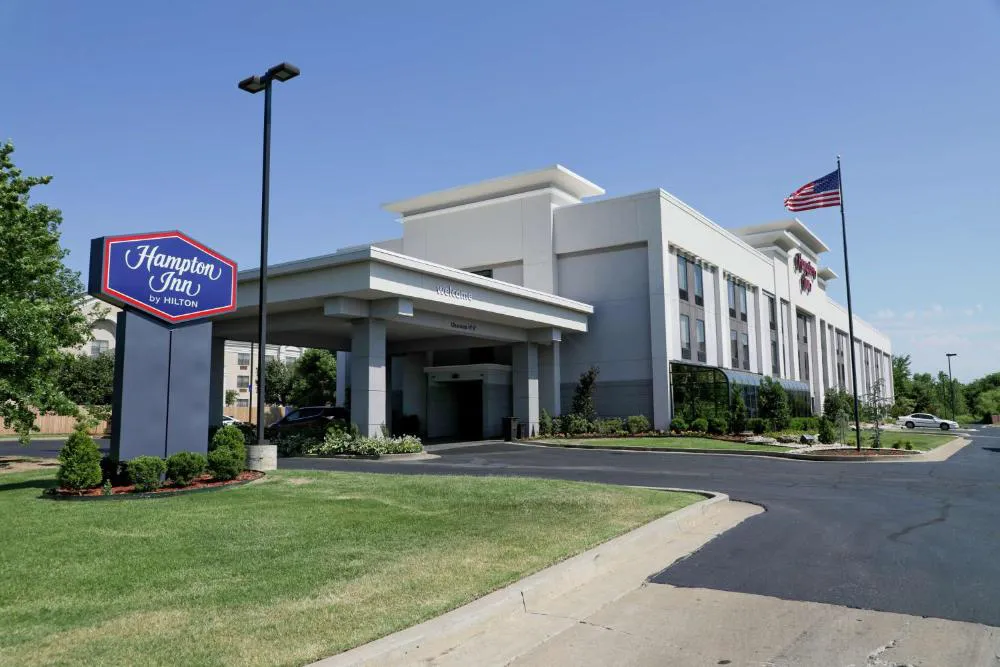 Hampton Inn Muskogee hotel hero
