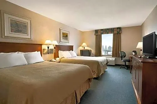 Days Inn by Wyndham Prince Albert hotel detail image 4