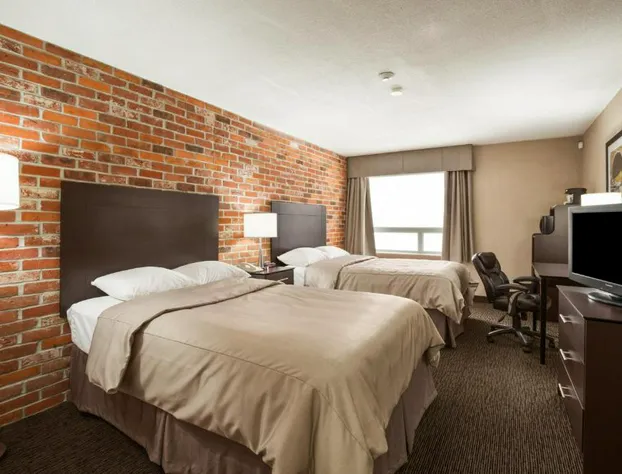 Super 8 by Wyndham Timmins ON hotel detail image 4