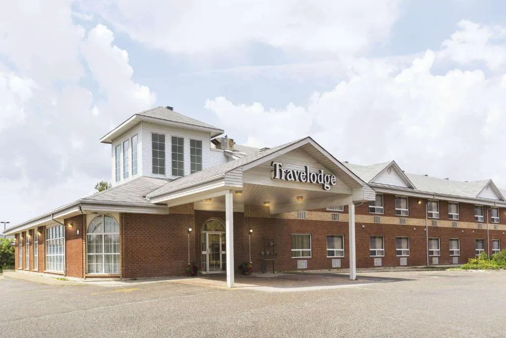 Travelodge by Wyndham Timmins hotel hero