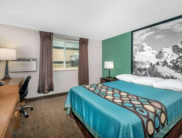 Super 8 by Wyndham Pierre SD hotel detail image 3