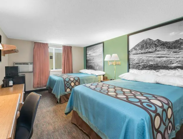 Super 8 by Wyndham Pierre SD hotel detail image 4