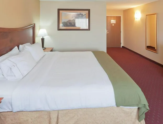 Holiday Inn Express & Suites Fort Pierre by IHG hotel detail image 3