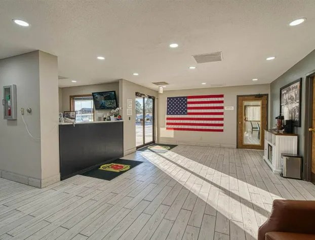 Super 8 by Wyndham Hot Springs hotel detail image 3