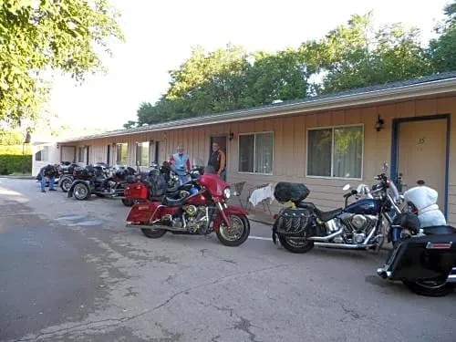 Dollar Inn Hot Springs hotel detail image 4