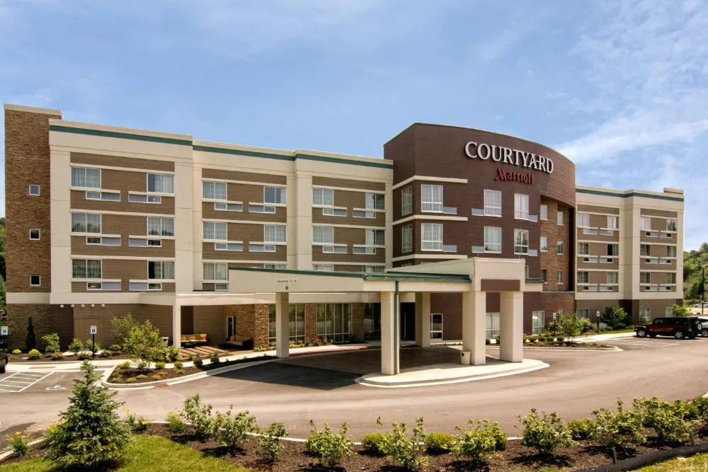 Courtyard by Marriott Bridgeport Clarksburg hotel hero