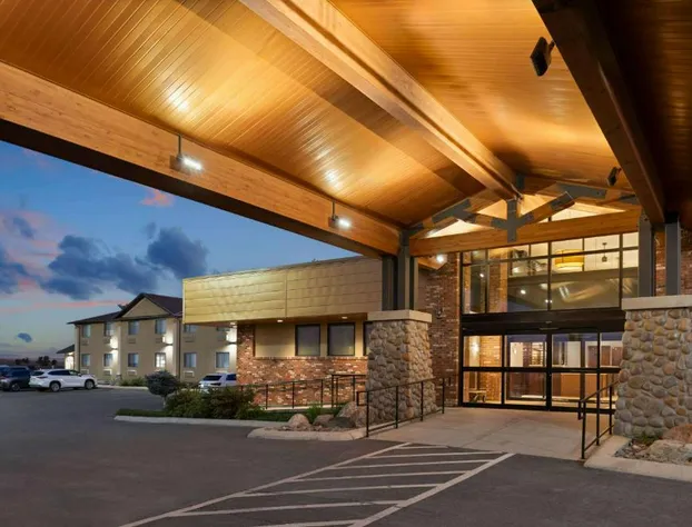 Super 8 by Wyndham Conrad hotel detail image 3