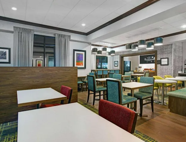 Hampton Inn Keokuk hotel detail image 4