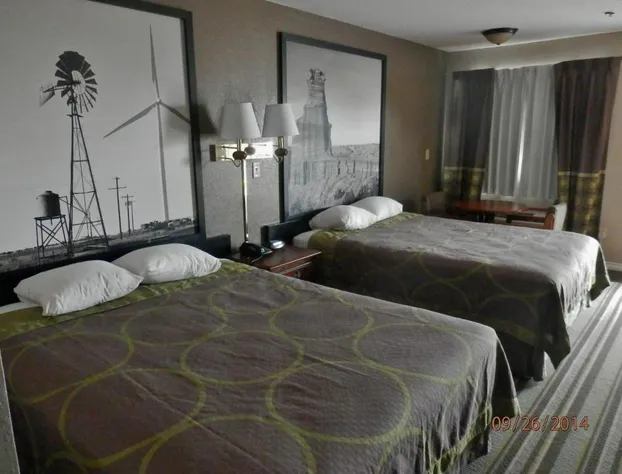 Super 8 by Wyndham Childress hotel detail image 2