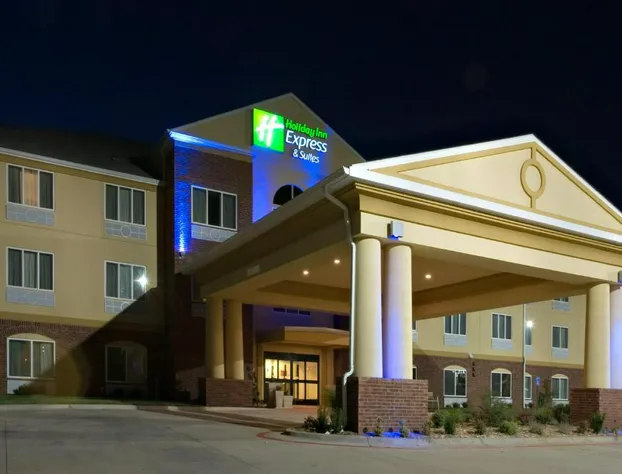Holiday Inn Express & Suites Childress by IHG hotel detail image 1