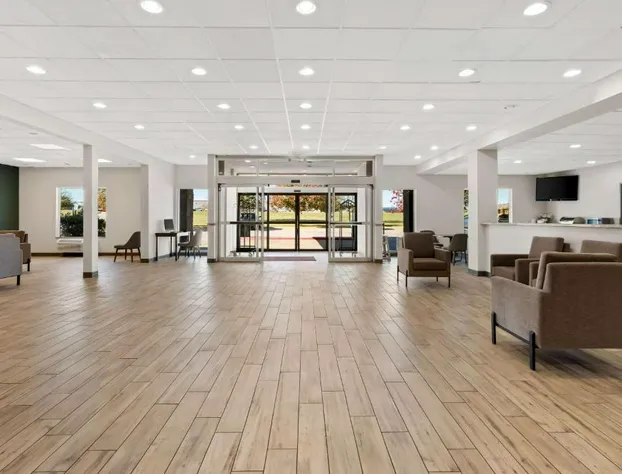 Comfort Inn & Suites Elk City South hotel detail image 2