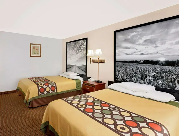 Super 8 by Wyndham Plainview hotel detail image 4