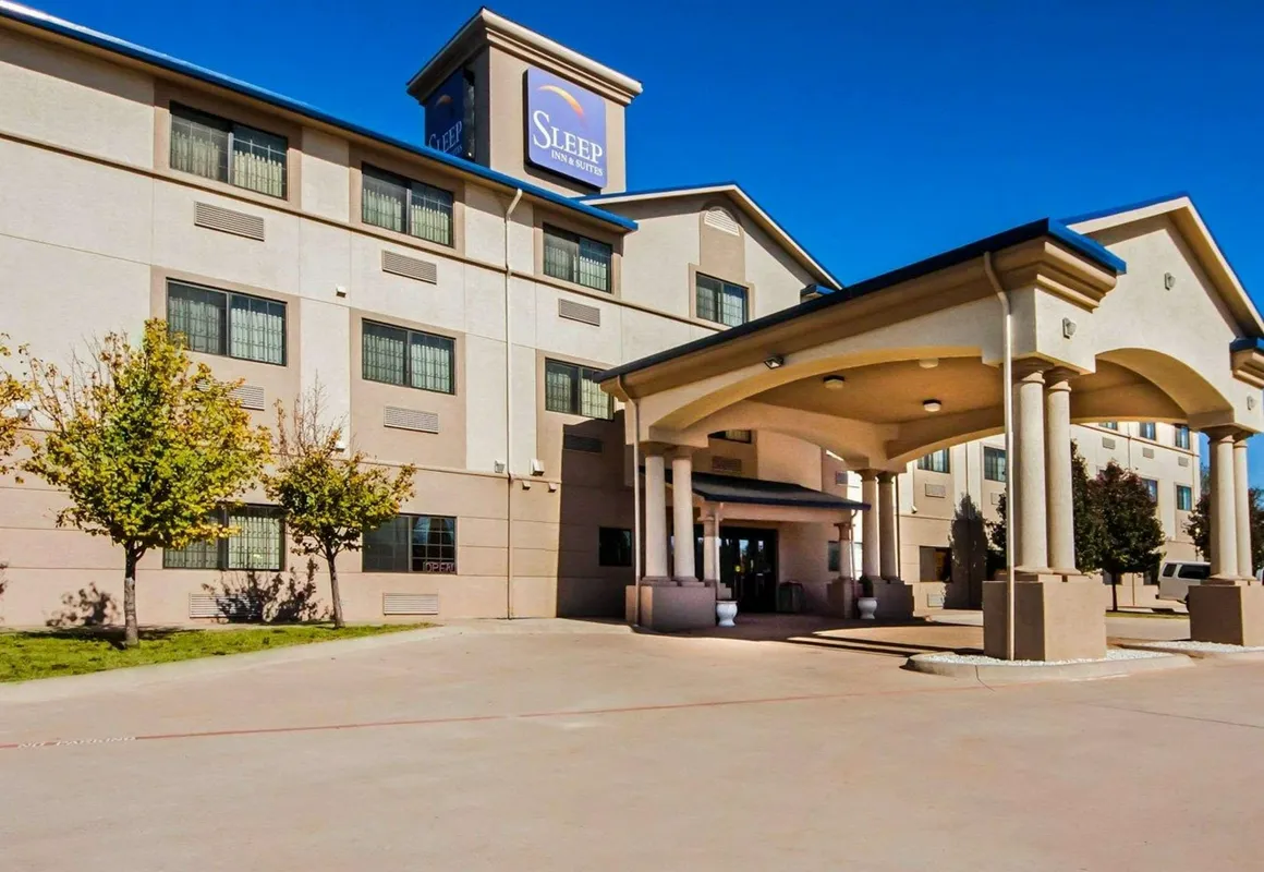 Sleep Inn & Suites Shamrock hotel hero