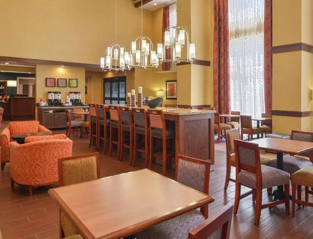 Hampton Inn & Suites by Hilton Lonoke hotel detail image 2