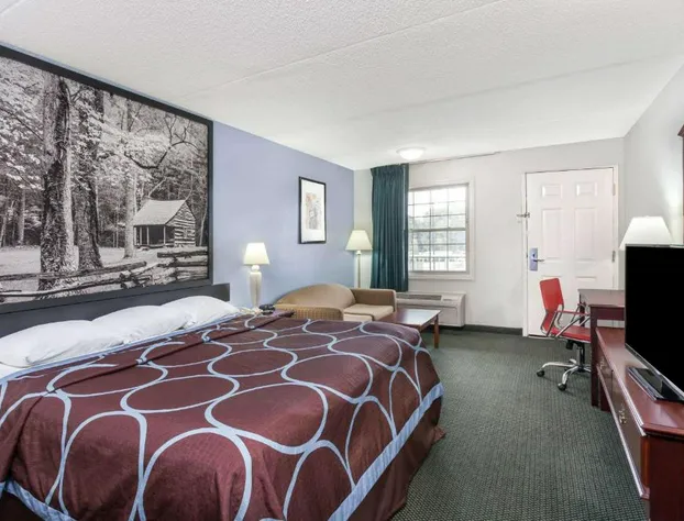 Super 8 by Wyndham Kingston hotel detail image 4