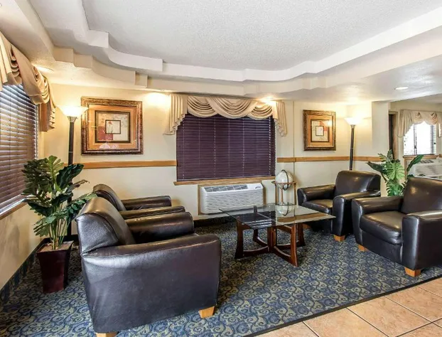 Brentwood Inn Clinton hotel detail image 3