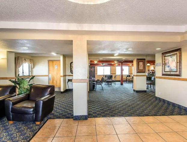 Brentwood Inn Clinton hotel detail image 1